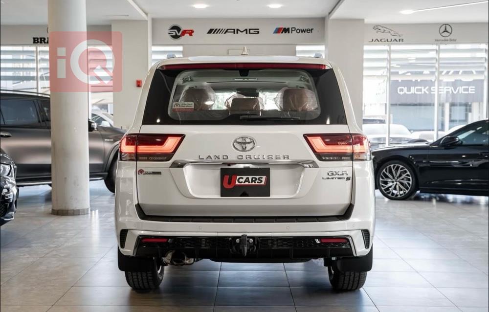 تويوتا لاندكروزر